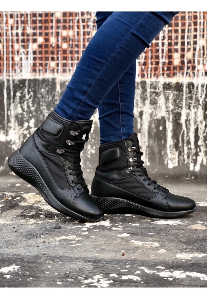 OGR0600 Bağcıklı Siyah Boksör Unisex Spor Postal Bot